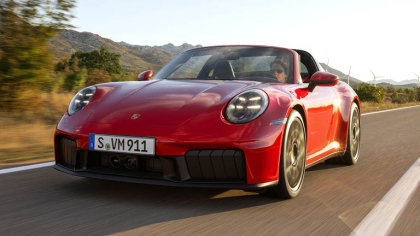 2025 Porsche 911 ( 992 ) Targa 4 GTS 8