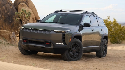 2024 Jeep Wagoneer S Trailhawk concept 6