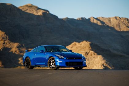 2024 Nissan GT-R ( R35 ) T-spec Skyline Edition - USA version 3