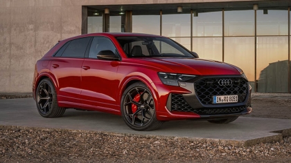 2025 Audi RS Q8 performance 9