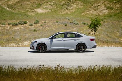 2025 Volkswagen Jetta GLI 2