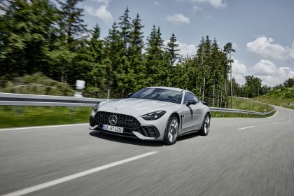 2025 Mercedes-AMG GT 63 Pro 4Matic+ 10