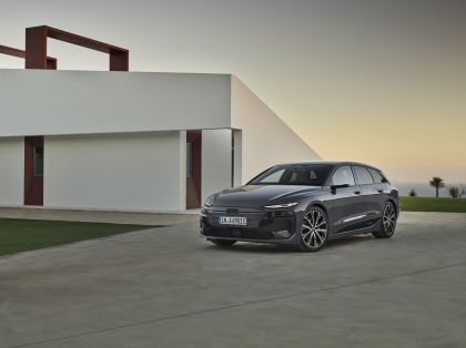 2025 Audi A6 Avant e-tron 19