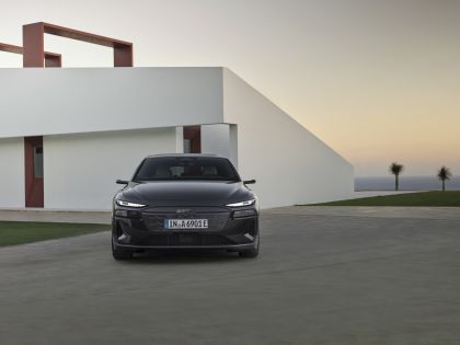 2025 Audi A6 Avant e-tron 20