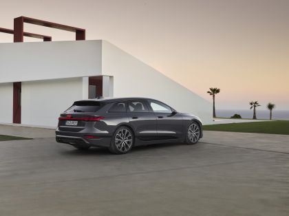 2025 Audi A6 Avant e-tron 22