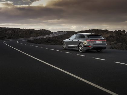 2025 Audi A6 Avant e-tron 27