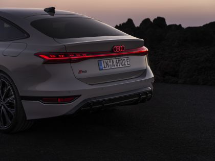 2025 Audi A6 Sportback e-tron 52