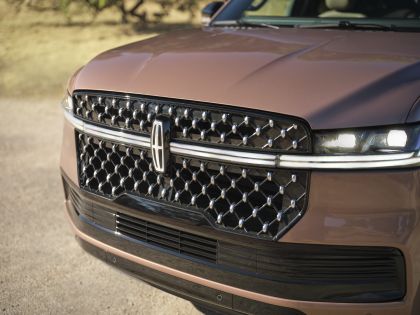 2025 Lincoln Navigator Black Label 12