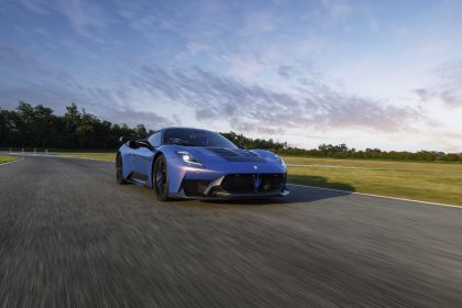 2025 Maserati GT2 Stradale 3