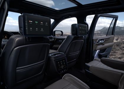 2025 GMC Yukon Denali Ultimate 11