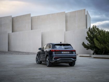 2025 Audi Q5 40