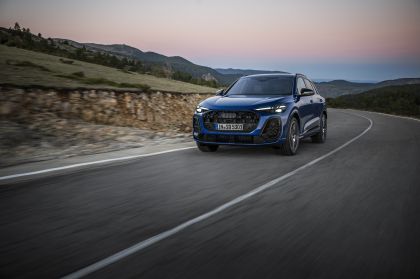 2025 Audi SQ5 12