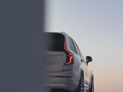 2025 Volvo XC90 14