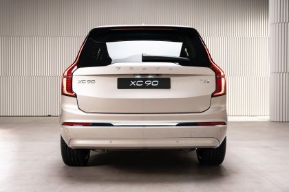 2025 Volvo XC90 82