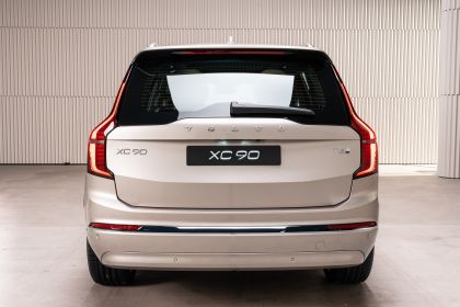 2025 Volvo XC90 83