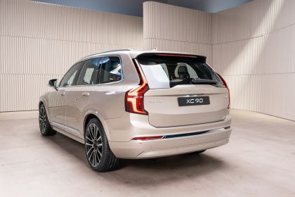 2025 Volvo XC90 84