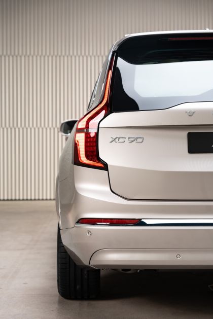 2025 Volvo XC90 87