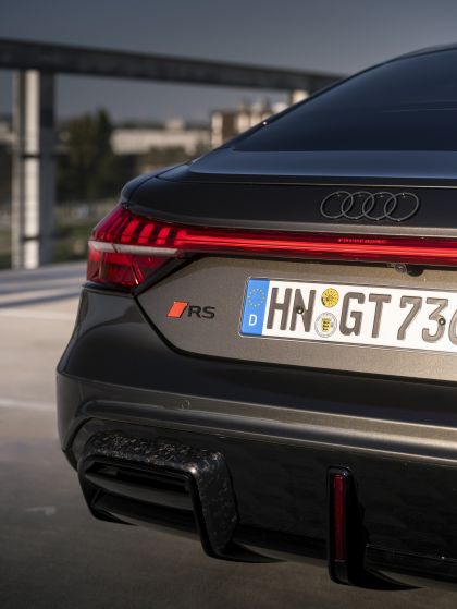 2025 Audi RS e-tron GT performance Exclusive edition 12