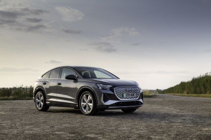 2024 Audi Q4 Sportback 55 e-tron quattro S line - UK version 6