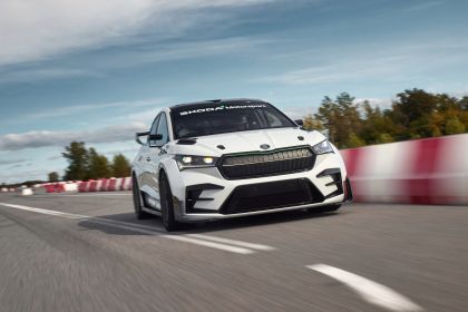 2024 Skoda Enyaq RS Race concept 14