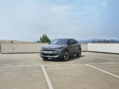 2025 Citroën ë-C4 40