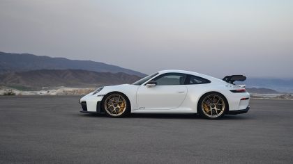 2025 Porsche 911 ( 992 ) GT3 with Weissach package 20