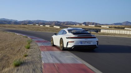 2025 Porsche 911 ( 992 ) GT3 with Weissach package 29