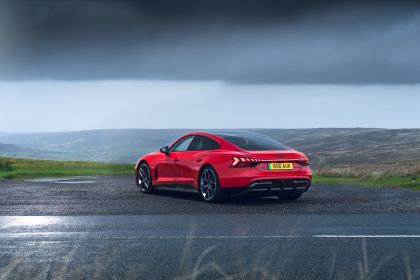 2024 Audi RS e-tron GT carbon black - UK version 2