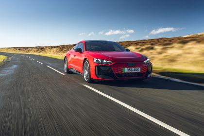 2024 Audi RS e-tron GT carbon black - UK version 13