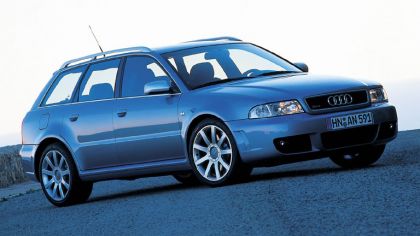 1999 Audi RS4 Avant 7