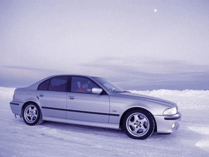 2000 BMW M5 ( E39 ) 11