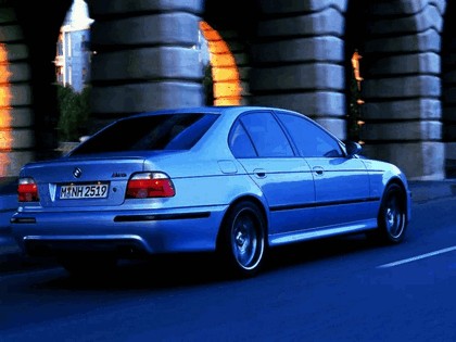 2000 BMW M5 ( E39 ) 35