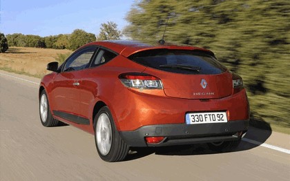 2009 Renault Megane coupé 13