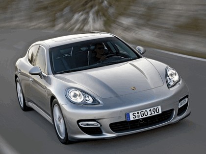 2009 Porsche Panamera Turbo 10