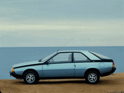 1980 Renault Fuego 3