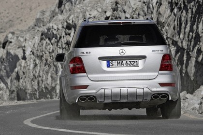 2009 Mercedes-Benz ML63 AMG 29