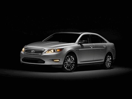 2010 Ford Taurus Limited 1