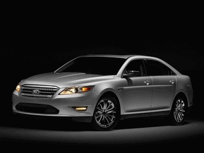 2010 Ford Taurus Limited 2