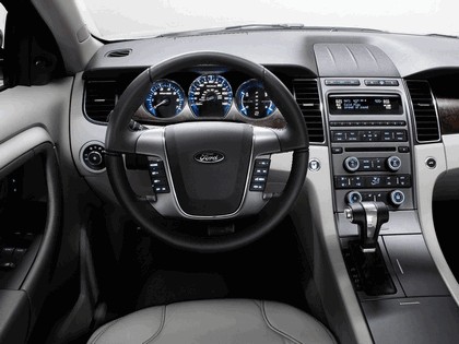 2010 Ford Taurus Limited 26