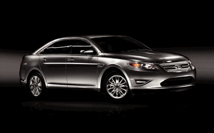 2010 Ford Taurus Limited 30