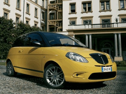 2007 Lancia Ypsilon Sport MOMO Design 1