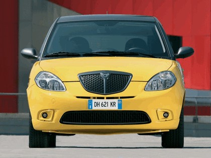 2007 Lancia Ypsilon Sport MOMO Design 6