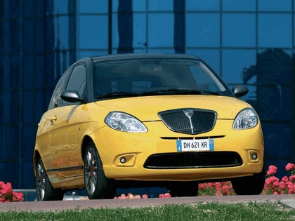 2007 Lancia Ypsilon Sport MOMO Design 7