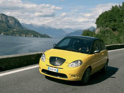 2007 Lancia Ypsilon Sport MOMO Design 12