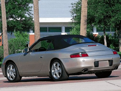 2001 Porsche 911 Carrera 4 cabriolet 3