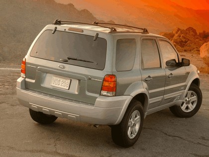 2005 Ford Escape Hybrid 3