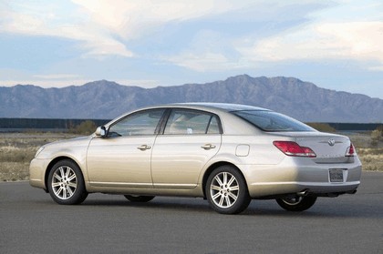 2009 Toyota Avalon 18