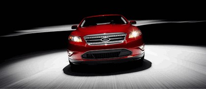 2010 Ford Taurus SHO 4