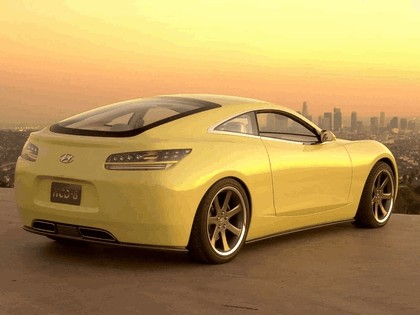 2004 Hyundai HCD8 concept 4