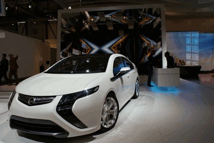 2009 Opel Ampera ( Geneva unveiling ) 4